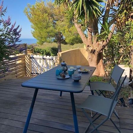Le Cap - Bungalow Vue Mer Et Colline - Hauteur De Cassis Apartment Bagian luar foto