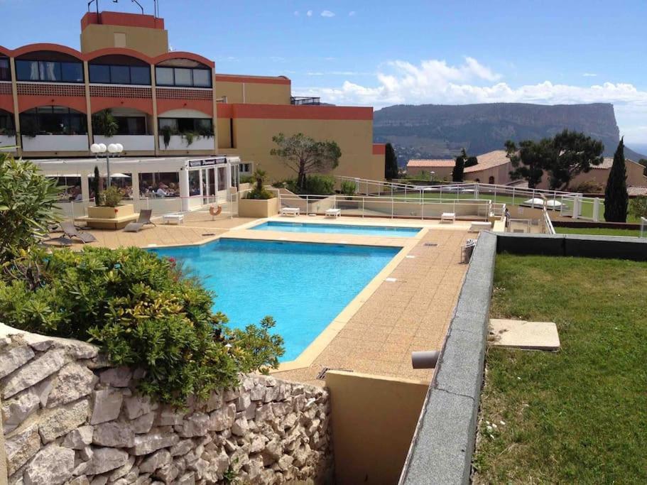 Le Cap - Bungalow Vue Mer Et Colline - Hauteur De Cassis Apartment Bagian luar foto